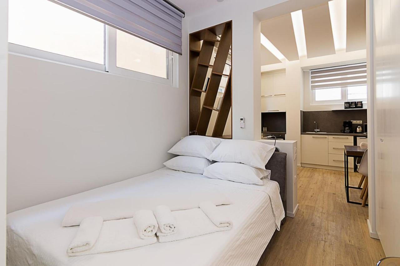 Brand New Flat For 4 Ppl Next To Syntagma Sq. Apartman Athén Kültér fotó